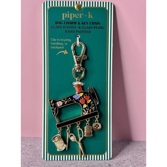NWT Piper K Sewing Machine & Accessorie Keychain Bag Charm - Picture 3 of 3